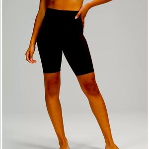 Lululemon high rise align short